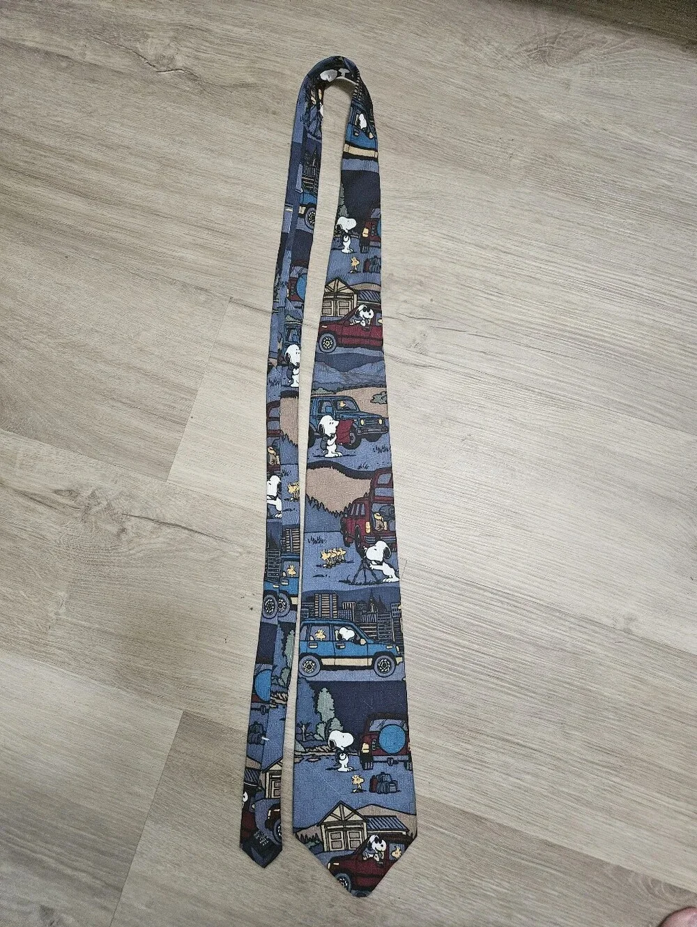 Peanuts Just 4 Fun Snoopy Woodstock Camping Road Trip Vintage 100%  Silk Tie